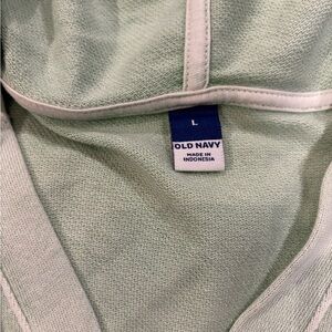 Old Navy Mint Green Pullover